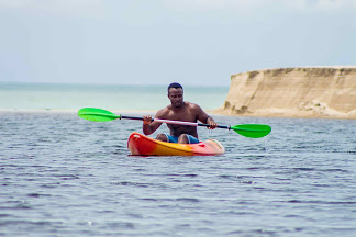 places to kayak in lagos